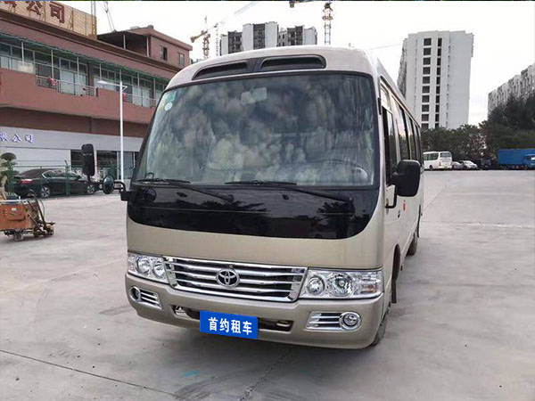宇通中巴19座